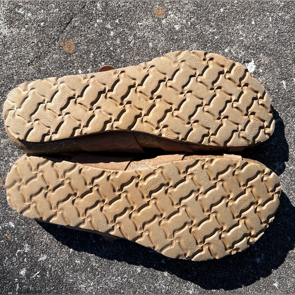 Bundle Yokono Toe Sandals & Clark’s Flats - image 3